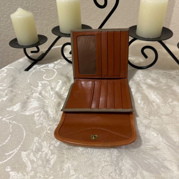 Vintage Dooney & Burke Wallet - Picture 5 of 7